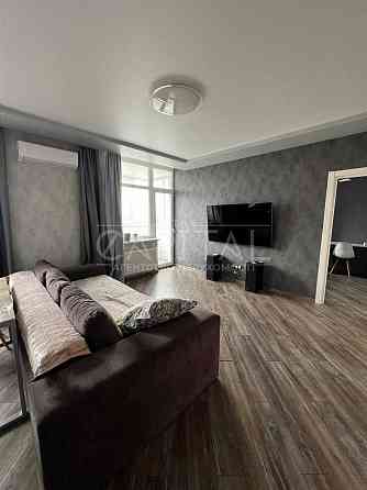 Оренда 2-кімнатної квартири в ЖК "Яскравий", Мінський масив Київ