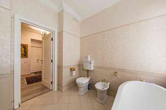 Оренда 2-к квартири 90м2 в Урядовому Кварталі, Інститутська 15/5 Київ