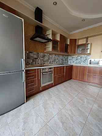 Оренда 2 кімнатної квартири Центр міста Хмельницкий