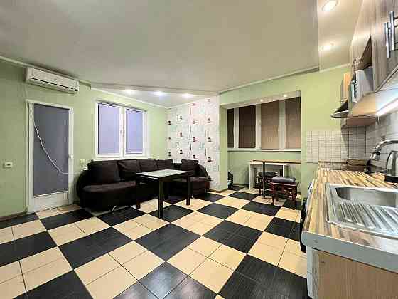 Урлівська 21а, спальня + кухня-вітальня, 1 кімнатна 55м2, м. Осокорки Київ