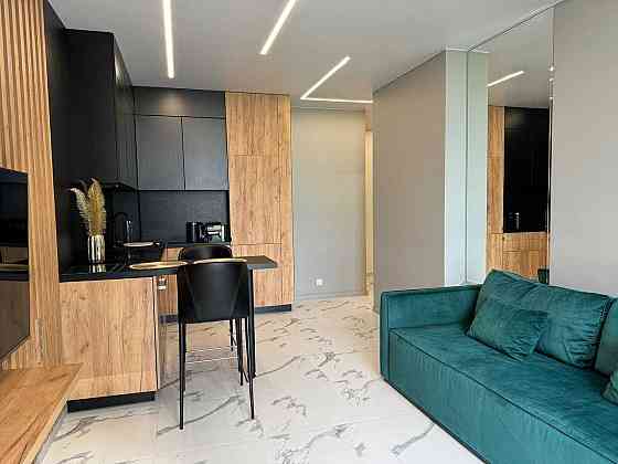 Простора, видова однокімнатна квартира 51 м. ЖК "Campus" Київ