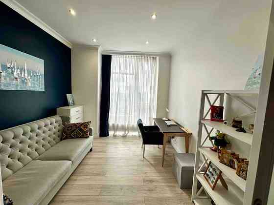 2к квартира в ЖК Шервуд паркінг, на два автомобіля, без комісії Київ