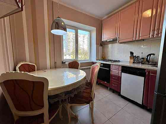 2к Березняки, Бучми 5/1, м. Лівобережна Киев