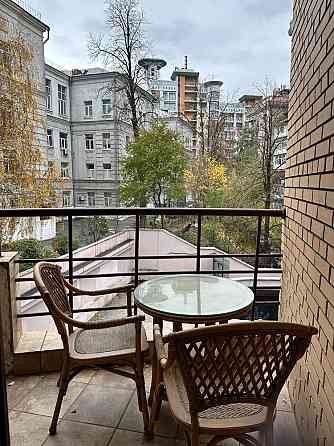 Оренда 2- кв квартира Лютеранська м. Хрещатик Киев