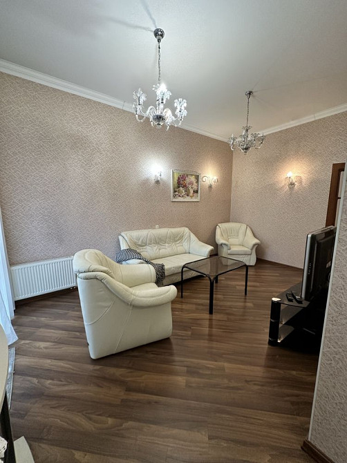 Оренда 2- кв квартира Лютеранська м. Хрещатик Киев - изображение 4