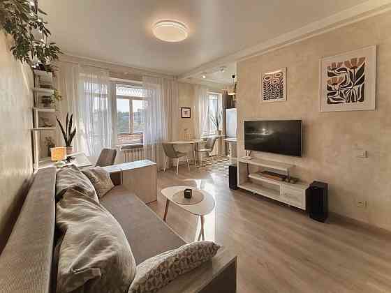 БЕЗ КОМІСІЇ Оренда 2-кімнатна квартира. Метро Звіринецька (1 хвилина!) Киев