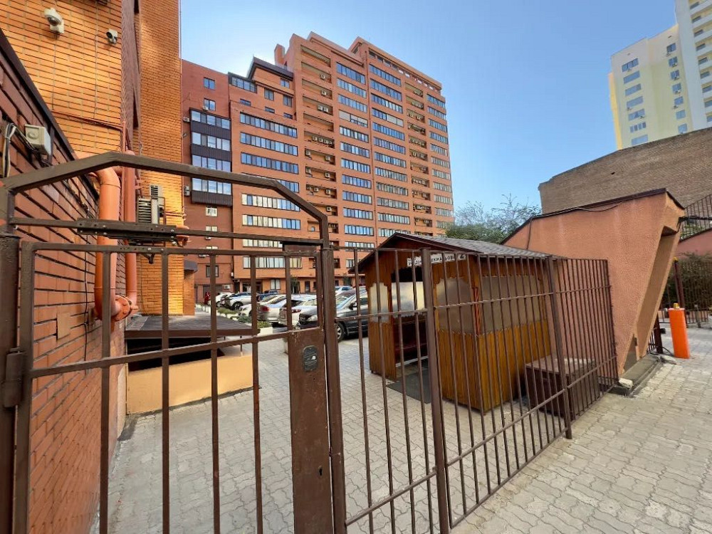 Новостройки Бригадная 11 нагорка центр Дніпро - зображення 2