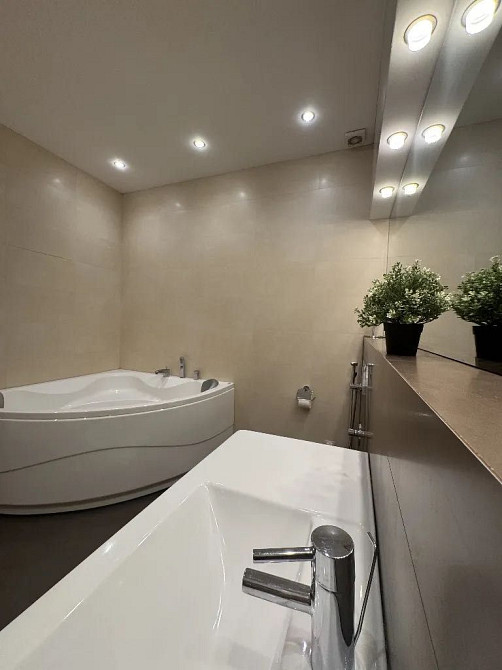 Новостройки Бригадная 11 нагорка центр Дніпро - зображення 8