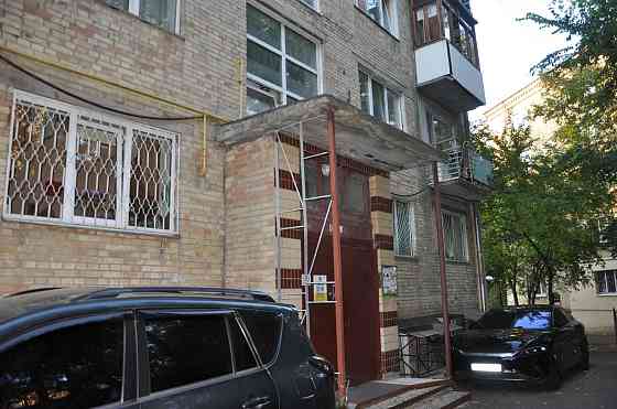 Оренда 2к квартири на Печерську Киев