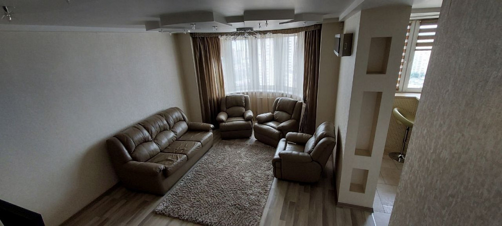 Оренда квартири КняжийЗатон 1 " Корона " Київ - зображення 2