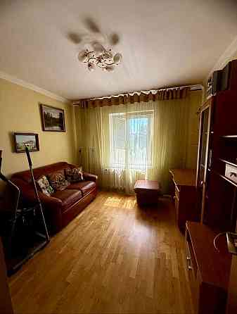 Оренда простороі 3-кімн. Вул. Бальзака,55В Киев