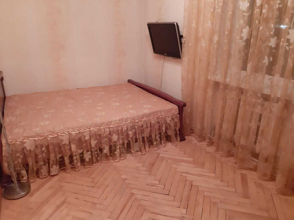 2 кімнатна, нас. пункт Стоянка, 10 км до метро Житомирська, власник Стоянка - зображення 4