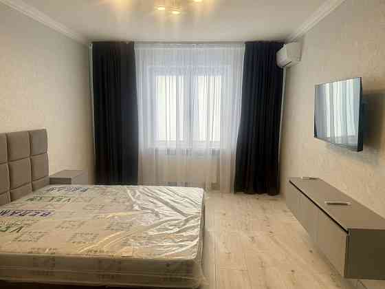 Оренда стильної 1 кімнатної квартири ЖК NAVIGATOR-2 Коноплянская 22Б Киев