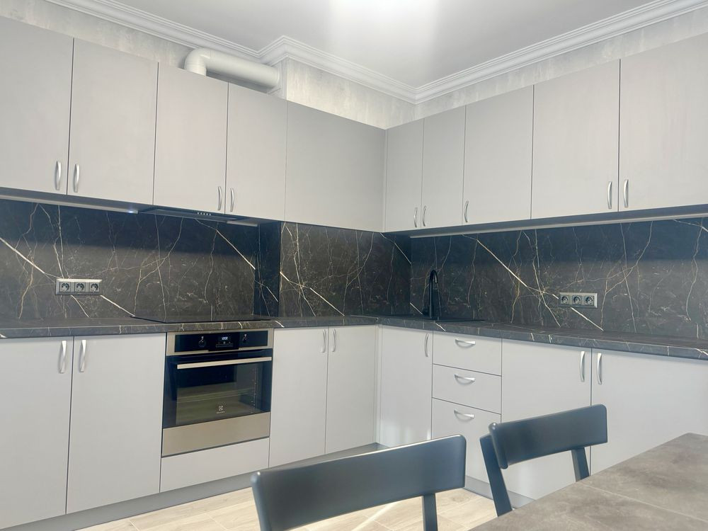 Оренда стильної 1 кімнатної квартири ЖК NAVIGATOR-2 Коноплянская 22Б Київ - зображення 1