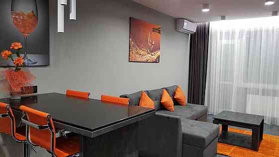 Оренда стильної видової 2-к ЖК Вікторі В Киев