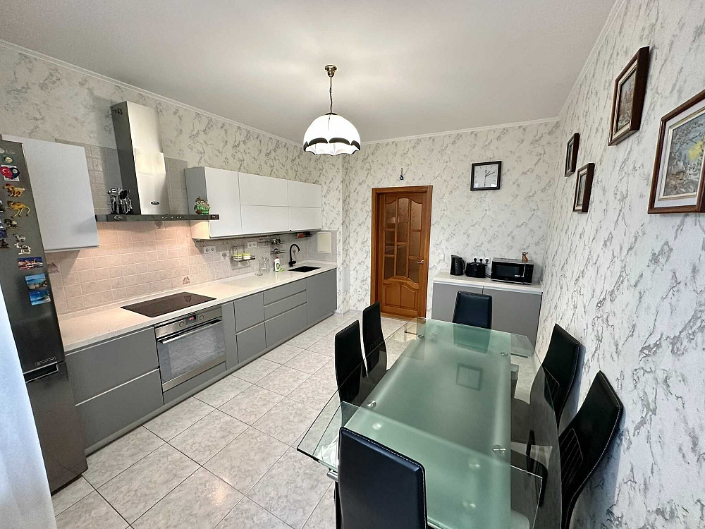 2к. квартира з чудовим ремонтом Турецьке містечко, Севастопольська пл. Київ - зображення 5