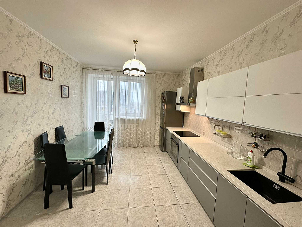 2к. квартира з чудовим ремонтом Турецьке містечко, Севастопольська пл. Київ - зображення 6