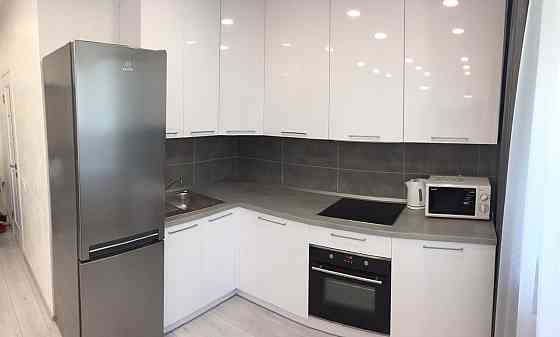 Оренда однокімнатної квартири на вул. Данченко, 32 (Подільській р-н) Киев