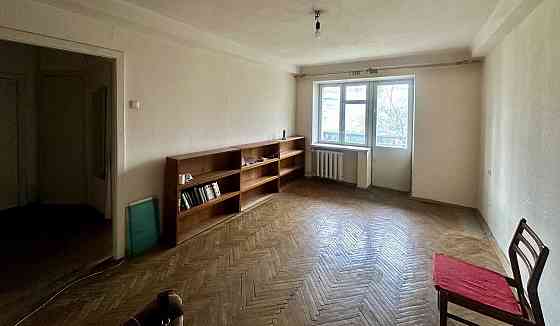 Продам 2к квартиру  по вул. Кирилівська 115/2 Киев