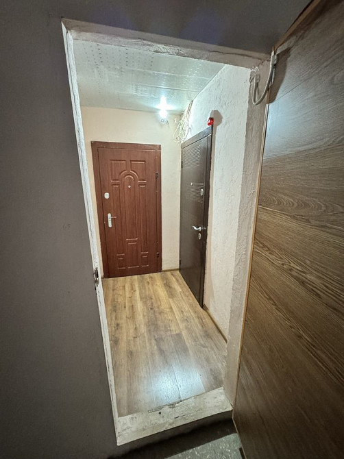 Продам 1- кімнатну квартиру на мікрорайоні Сонячний, поруч з тисячкою Кривой Рог - изображение 1