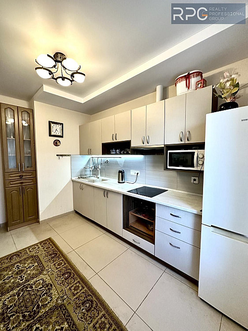 Продаж без% 2-к квартири ЖК Славутич метро 2 хв вул Зарічна Генератор Киев - изображение 1