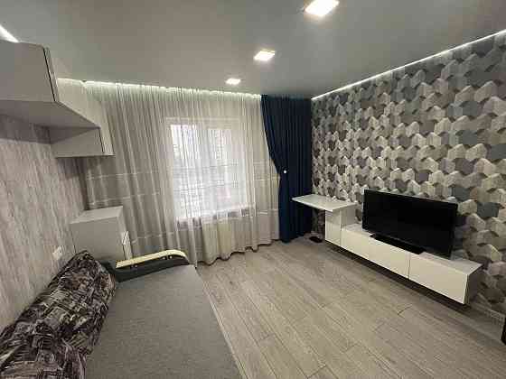 Продаж 3-к квартири з ремонтом 76м2, пр-т Червоної калини 38/10. Без % Киев