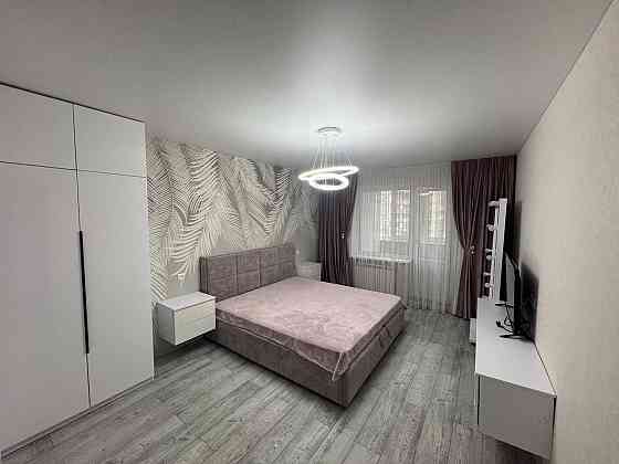 Продаж 3-к квартири з ремонтом 76м2, пр-т Червоної калини 38/10. Без % Киев