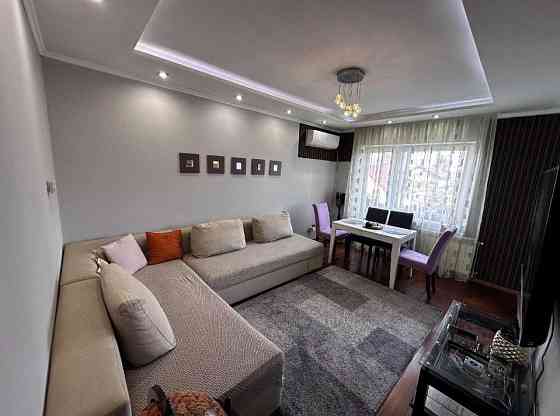 Продається трикімнатна квартира Ужгород