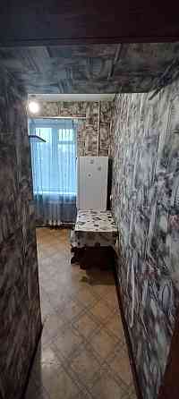 Продам 2х кiмн кв на Дарницькiй пл. Соборностi,1, газ,3 поверх Киев