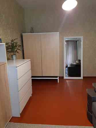 Квартира 1-к в довгострокову оренду (Троєщина) вул. Милославська 23а Киев