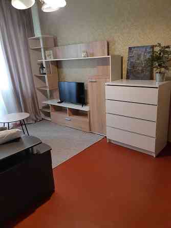 Квартира 1-к в довгострокову оренду (Троєщина) вул. Милославська 23а Киев