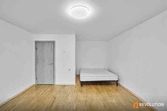 Без% Голосіївській район, вул. Феодосійська, буд. 4 Киев