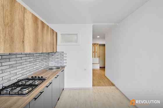 Без% Голосіївській район, вул. Феодосійська, буд. 4 Киев