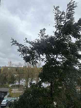 ПРОДАЖ 3-кімнатної квартири з видом на озеро Киев