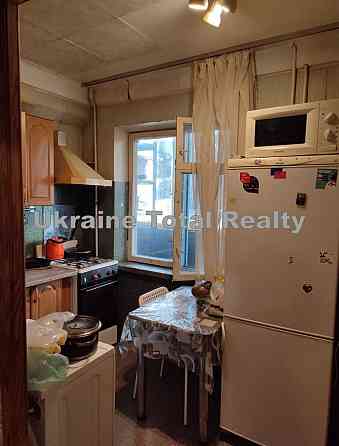 РУСАНІВКА! 1 кімнатна квартира біля м. Лівобережна! Вул Ентузіастів 33 Киев