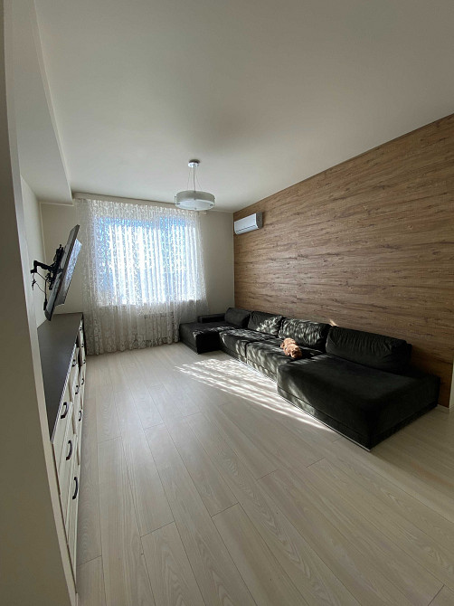 Продаж  3к квартири(92м.кв)Панорамний вид.5 хв від м.Чернігівська Київ - зображення 5