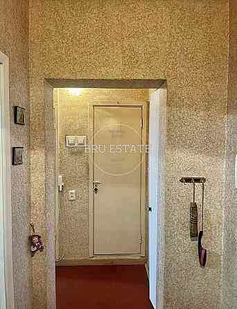 Продаж 3 к квартири Троєщина середній поверх    Є Відновлення Киев