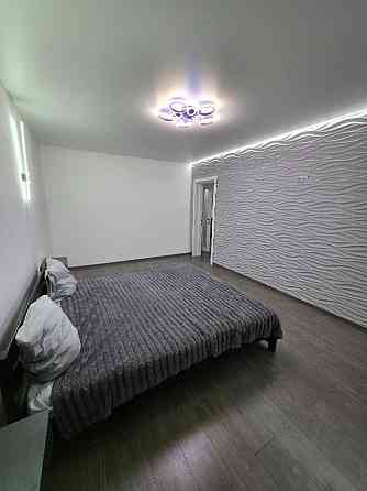 Трикімнатна квартира з АГО Кам`янське (Запорізька обл.)