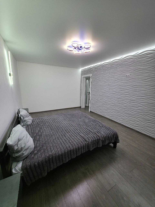 Трикімнатна квартира з АГО Кам`янське (Запорізька обл.) - зображення 2