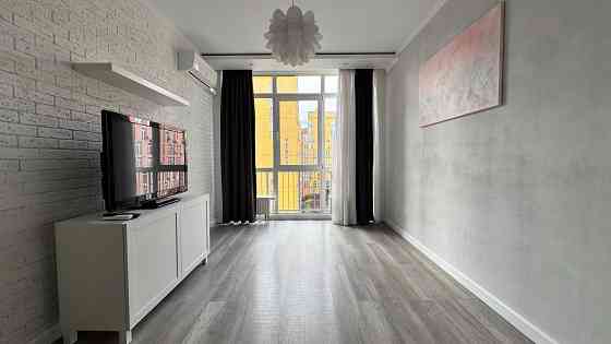 Продам 2- кімн. ЖК "Комфорт таун", Регенераторна 4, буд.7 Киев