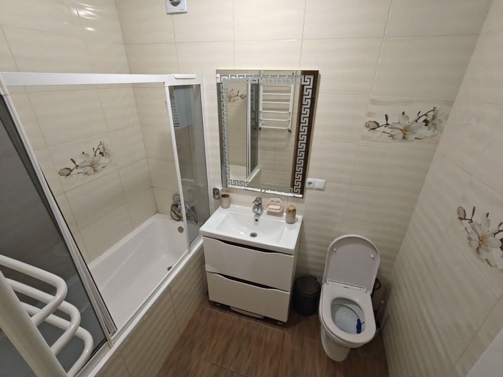 Оренда 3-кімнатної квартири в новобудові + гараж і підвал Черновцы - изображение 4