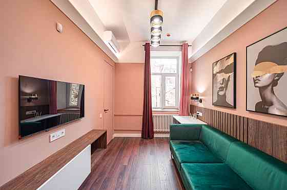 Центр! Басейна 3. Без комісійних від господаря 2к перша здача! Киев