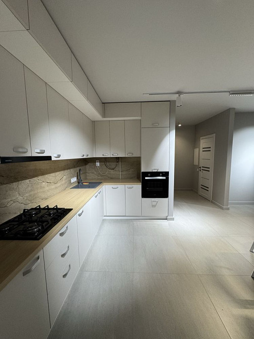 Оренда 2х кім + кухня студія Жк Київський Черновцы - изображение 4