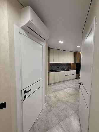 2-кімнатна з усіма меьлями і балконом! Ивано-Франковск