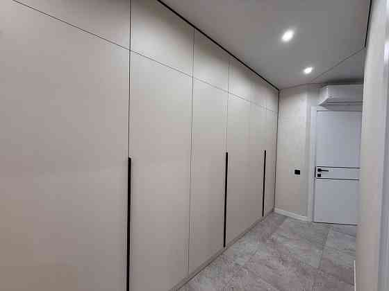 2-кімнатна з усіма меьлями і балконом! Ивано-Франковск