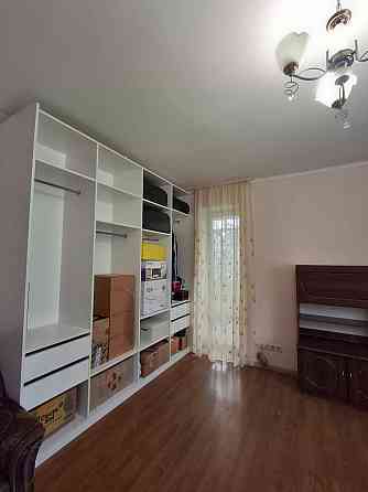 Продается двухкомнатная квартира по ул. Грушевского, дом 21 Бровари