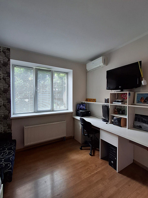 Продается двухкомнатная квартира по ул. Грушевского, дом 21 Бровары - изображение 2