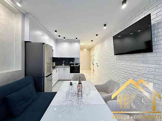 Продаж / Квартира / вул. Єдності, Крюківщина Крюківщина