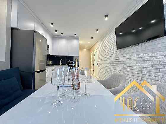 Продаж / Квартира / вул. Єдності, Крюківщина Крюківщина