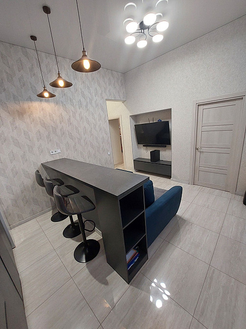 Центр Двокімнатна квартира Миколаїв - зображення 1